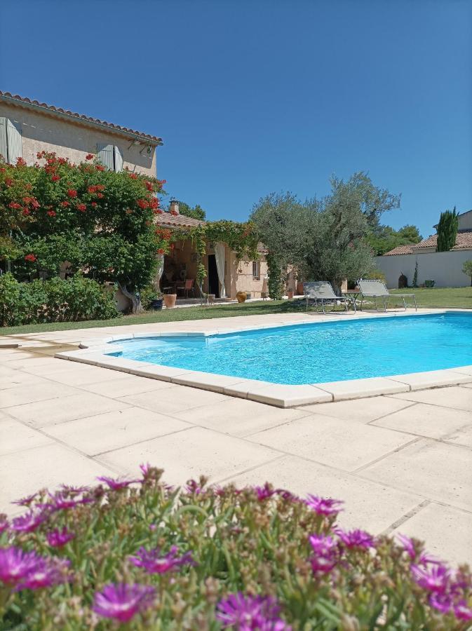 Chambre D'Hote Au Coeur Des Alpilles Mouries Exterior photo